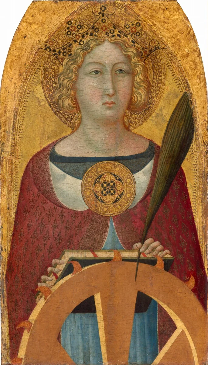 Sainte Catherine d’Alexandrie : Catherine porte un livre, une palme et une couronne devant une roue à pointes sur le panneau de Bulgarini.